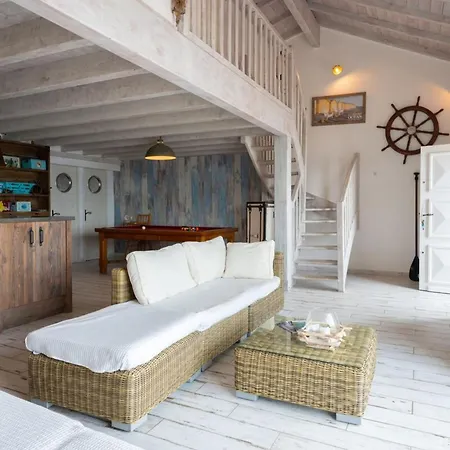 Exceptionelle Les Pieds Dans L'eau Villa *