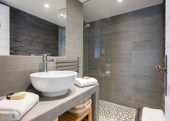 Вілла Exceptionelle Les Pieds Dans L'eau Єр